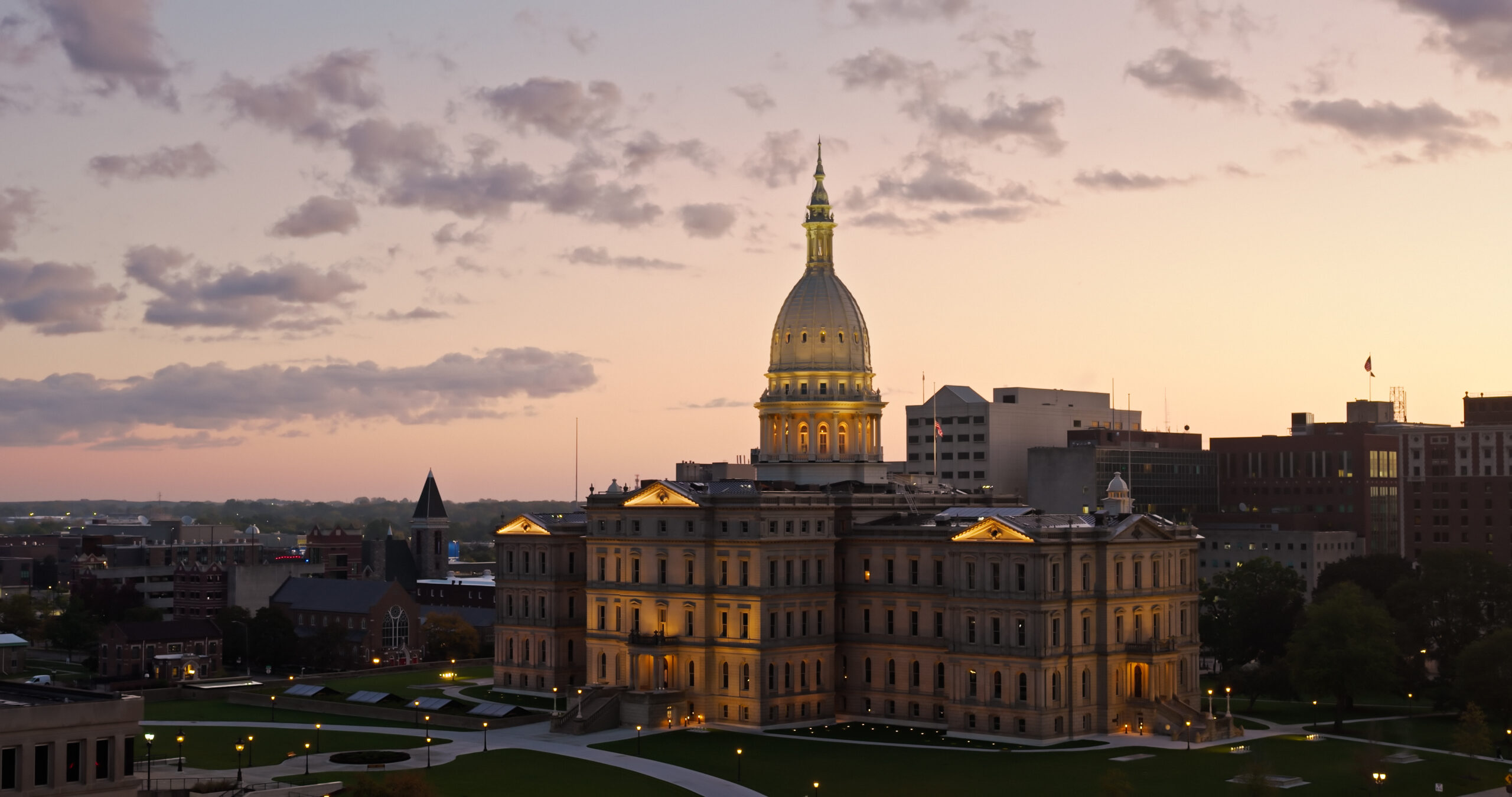 Lawmakers push tax breaks for data centers, critics worry about school funds